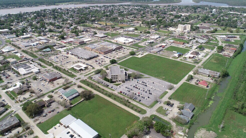 More Photos Of 1201 Brashear Ave, Morgan City Medical For Sale