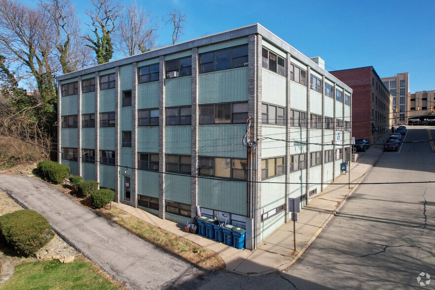 More Photos Of 20 Cedar Blvd, Pittsburgh Office For Lease