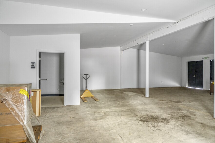 More Photos Of 7950 Garfield Ave, Bell Gardens Warehouse For Sale