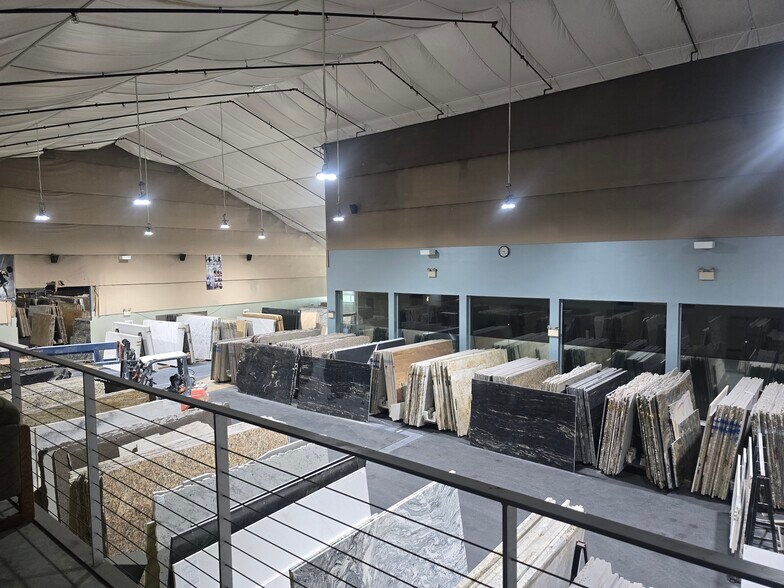 More Photos Of 17 Starr Rd, Danbury Warehouse For Sale