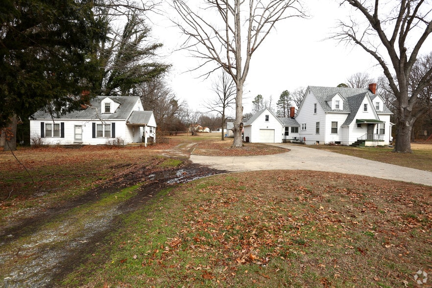 More Photos Of 520-540 E Hundred Rd, Chester Land For Sale