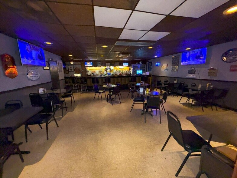 More Photos Of 402 Main St, Griswold Restaurant For Sale