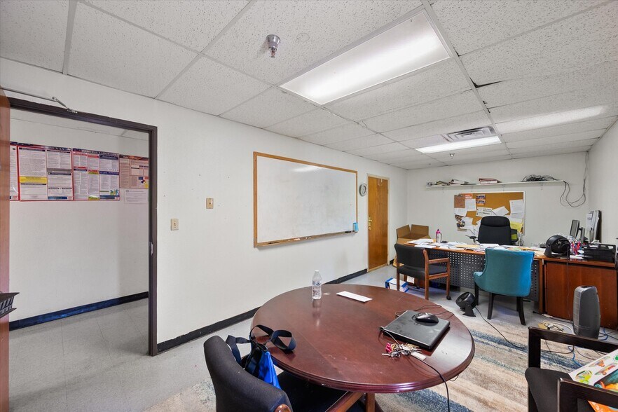 More Photos Of 4109 Mansfield Hwy, Forest Hill Schools For Sale