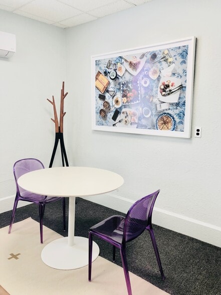 More Photos Of 19 W Putnam Ave, Greenwich Office For Lease