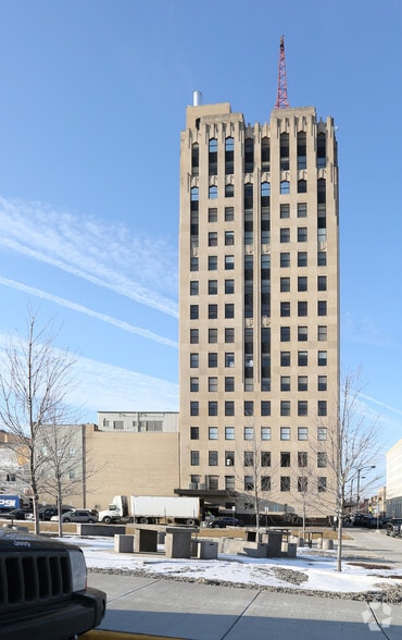 More Photos Of 503 S Saginaw St, Flint Office For Lease