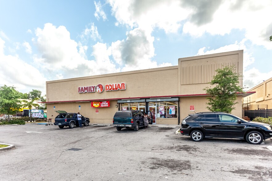More Photos Of 16525 NW 27th Ave, Miami Gardens Freestanding For Lease