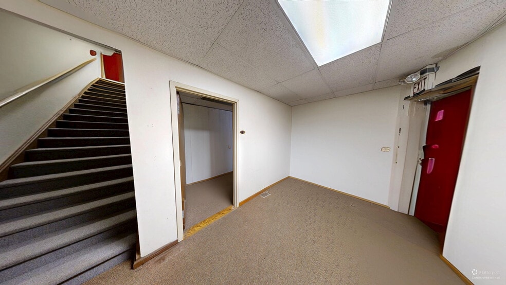 More Photos Of 725 Housatonic Ave, Bridgeport Light Distribution For Sale