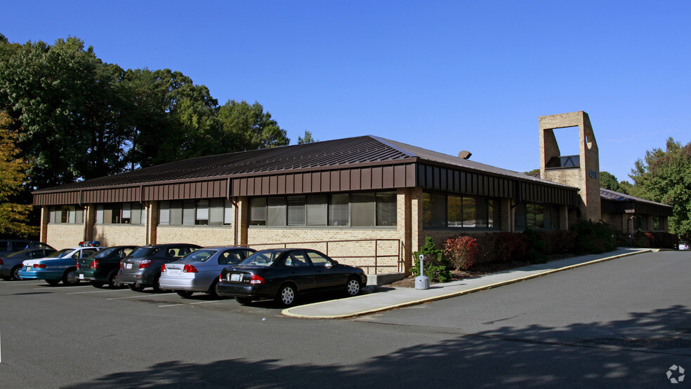 Primary Photo Of 4379 Ridgewood Center Dr, Woodbridge Medical For Lease