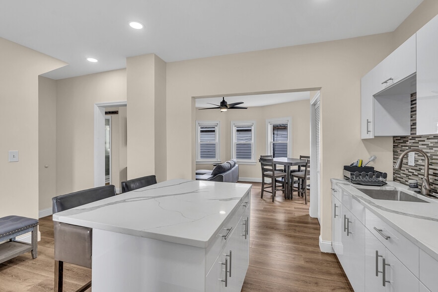 More Photos Of 61 Sumner Ave, Seaside Heights Hotel For Sale