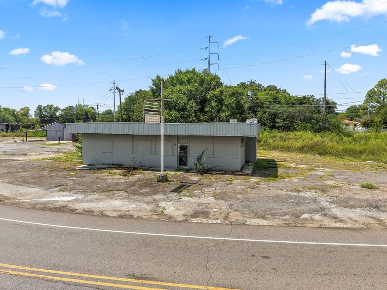 More Photos Of 2 S Park Rd SW, Birmingham General Retail For Sale