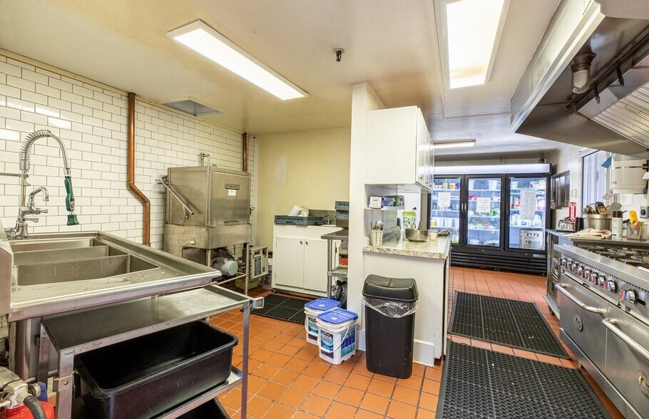 87326 McTimmons Ln, Bandon, OR 97411 Assisted Living For Sale