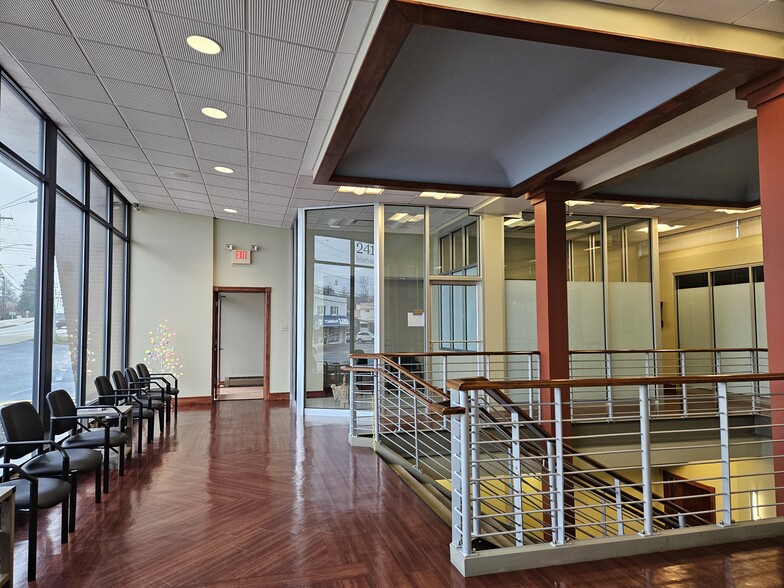More Photos Of 2416 Pennsylvania Ave, Weirton Medical For Lease