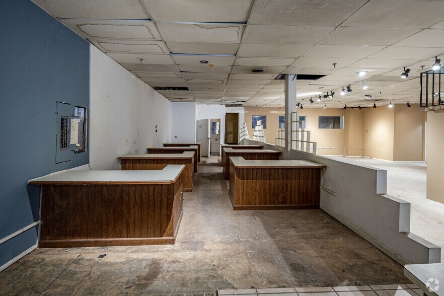 More Photos Of 55 Ridge Rd, North Arlington Storefront For Sale