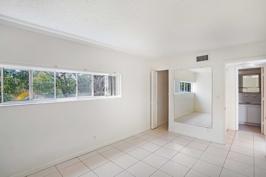 More Photos Of 100 SE 21 St, Fort Lauderdale Apartments For Sale
