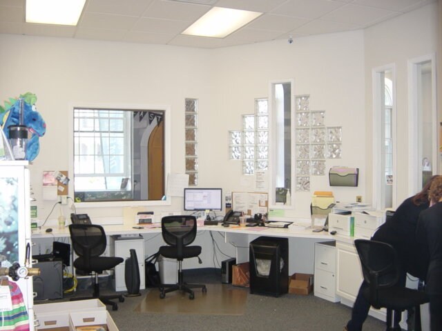 More Photos Of 151 W Washington Ave, Washington Office For Lease