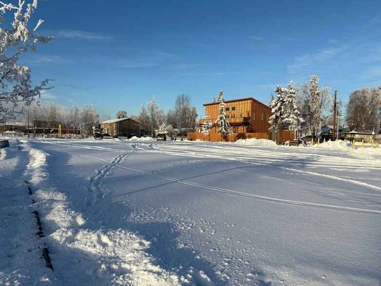 More Photos Of 4627 Mountain View Dr, Anchorage Freestanding For Sale