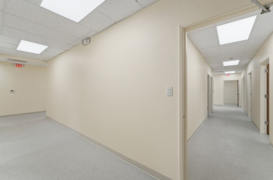 More Photos Of 6006 N El Dorado St, Stockton Office For Sale
