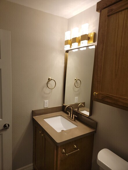 More Photos Of 8205 N La Homa Rd, Mission Apartments For Sale