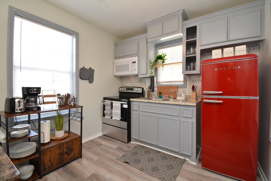 More Photos Of 7124 Avenue F, Houston Apartments For Sale