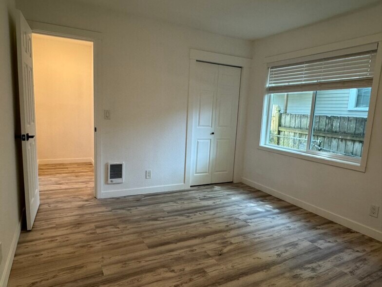 More Photos Of 3823-3841 SE 52nd Ave, Portland Apartments For Sale