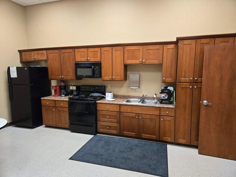 More Photos Of 3360 N Hwy 59, Merced Unknown For Sale