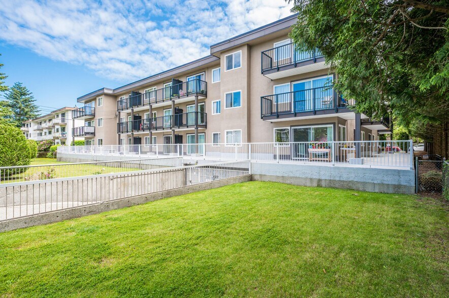 Primary Photo Of 5087 Irving St, Burnaby Apartments For Sale