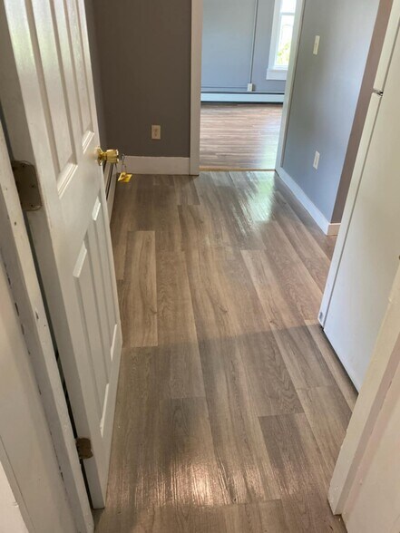 More Photos Of 66 Valley St, Springfield Apartments For Sale