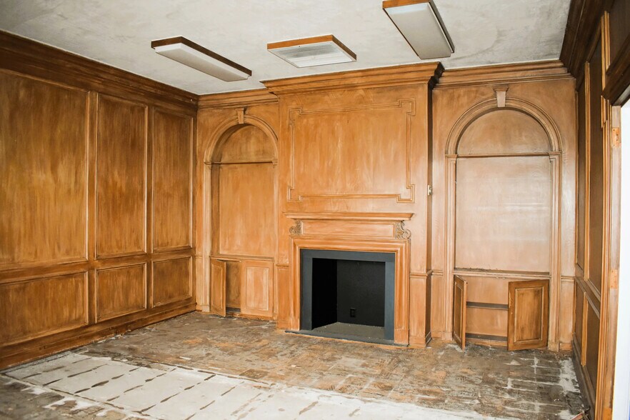 More Photos Of 755 Lee St, Alexander City Office For Lease