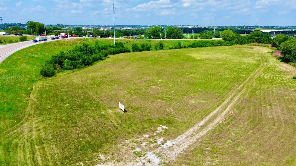 More Photos Of S 120th Street & Giles Road, La Vista Land For Sale