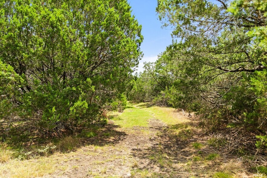 More Photos Of 1984 Grape Creek rd, Fredericksburg Specialty For Sale