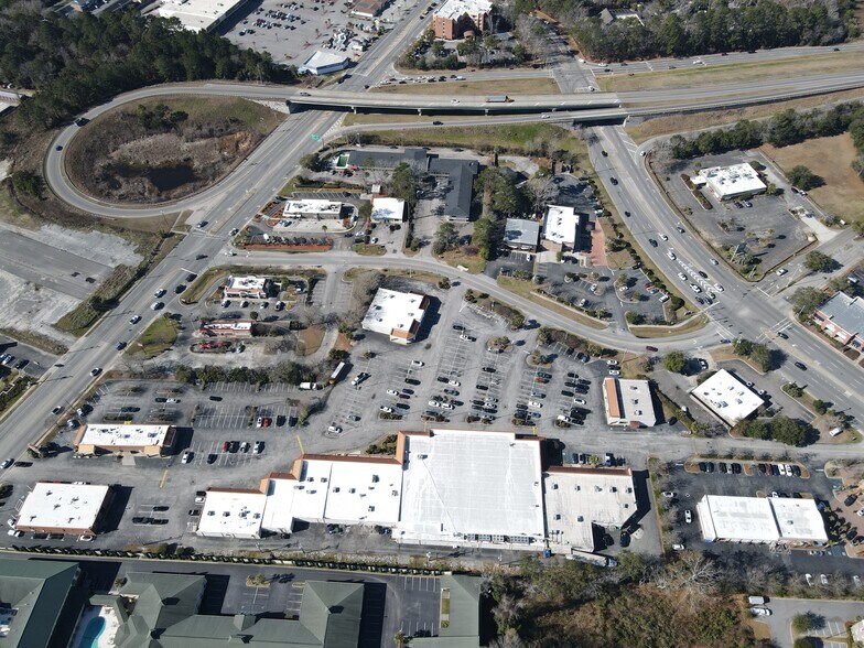 More Photos Of 630 Skylark Dr, Charleston Unknown For Lease