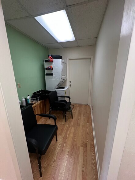 More Photos Of 406 Turtle Creek Dr, Shreveport Office For Sale