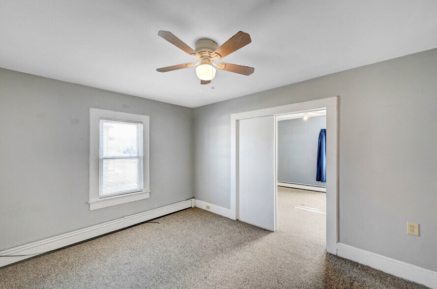 More Photos Of 291 Main St, Eynon Restaurant For Sale