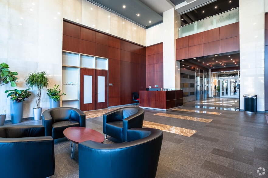 More Photos Of 501 Riverside Ave, Jacksonville Office For Lease