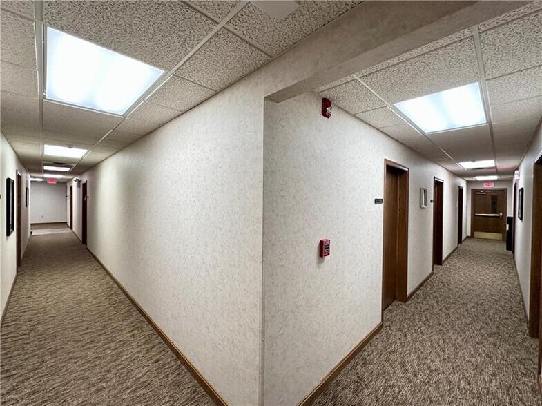 More Photos Of 2599 Wilmington Rd, New Castle Office For Sale