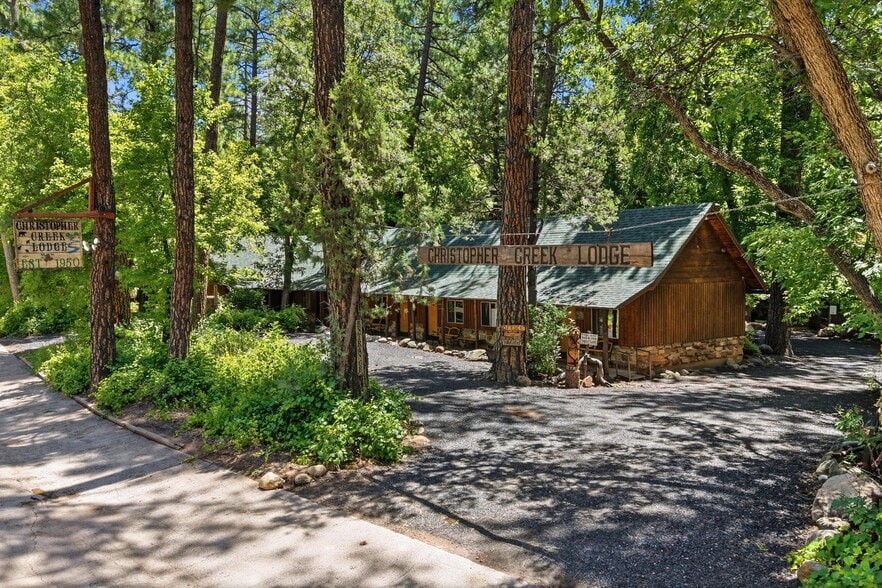 More Photos Of 1355 E Christopher Creek Loop, Payson Hotel For Sale