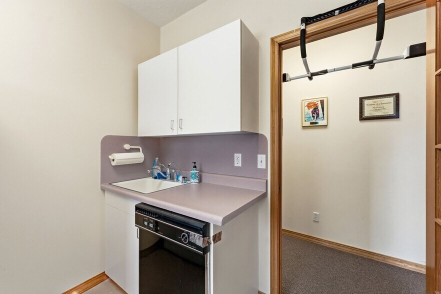 More Photos Of 1762 Prospector Ave, Park City Office For Sale