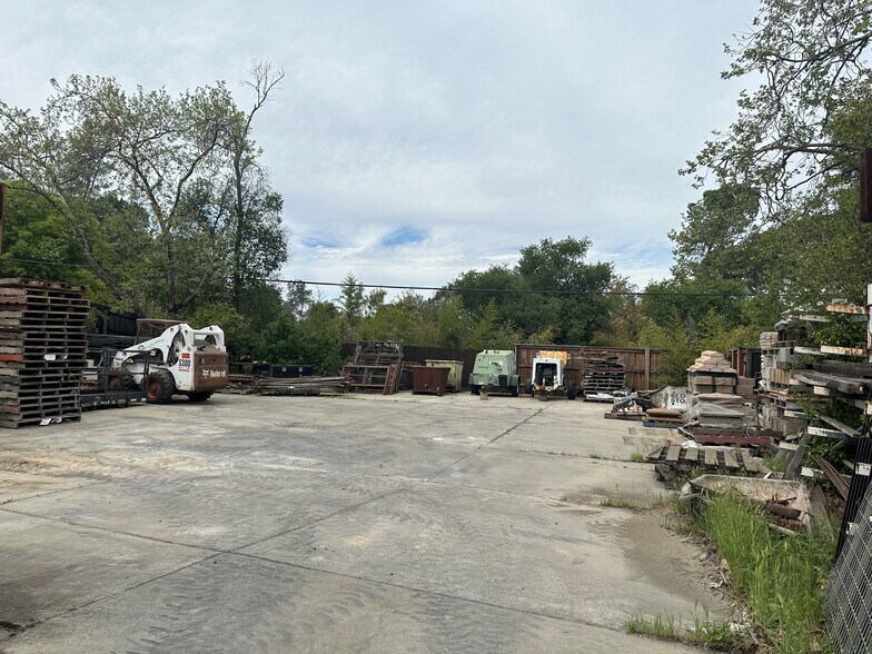 More Photos Of 9111 State Highway 193, Newcastle Light Distribution For Sale