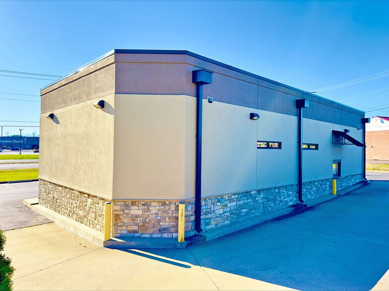 More Photos Of 638 Northview Dr, Mount Sterling Freestanding For Lease