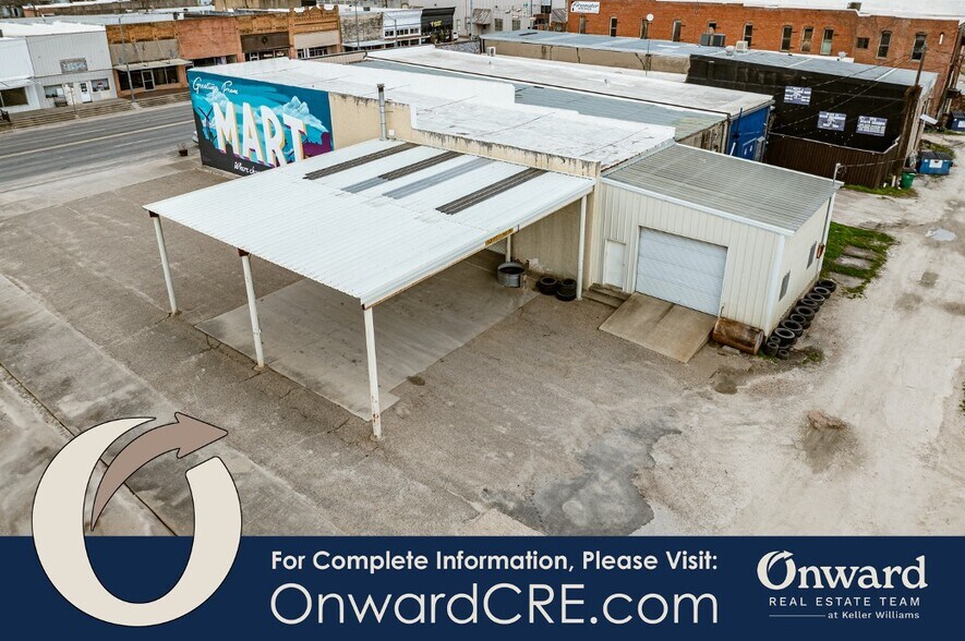 More Photos Of 404 E Texas Ave, Mart Flex For Sale
