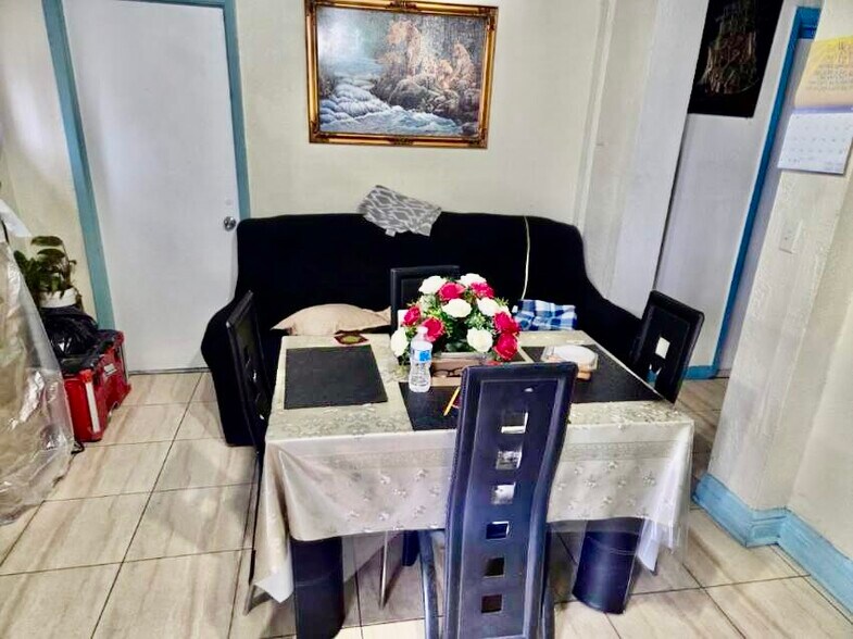 More Photos Of 9115 188th St, Hollis Flex For Sale