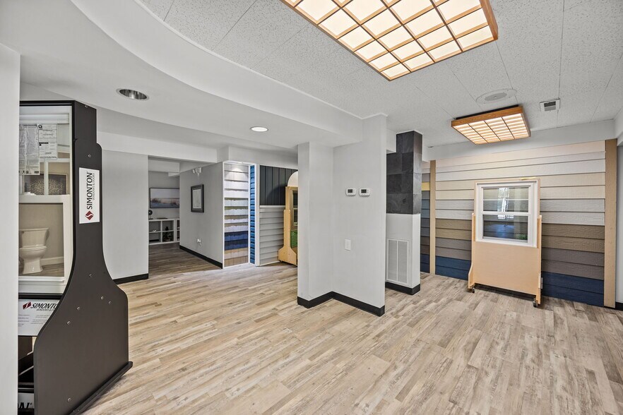 More Photos Of 44 Shoreline Dr, New Bern Medical For Sale
