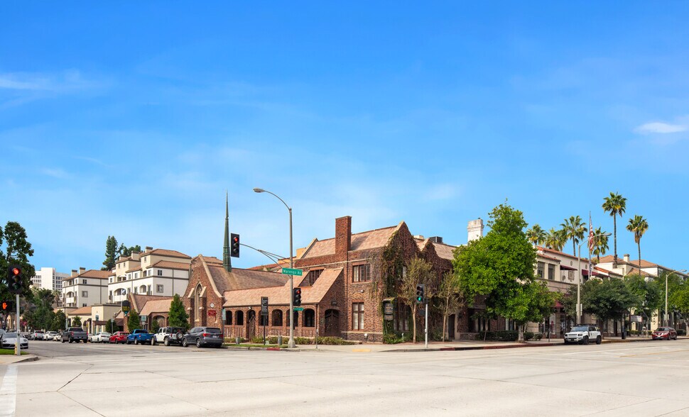 More Photos Of 95 N Marengo Ave, Pasadena Storefront Retail Office For Sale