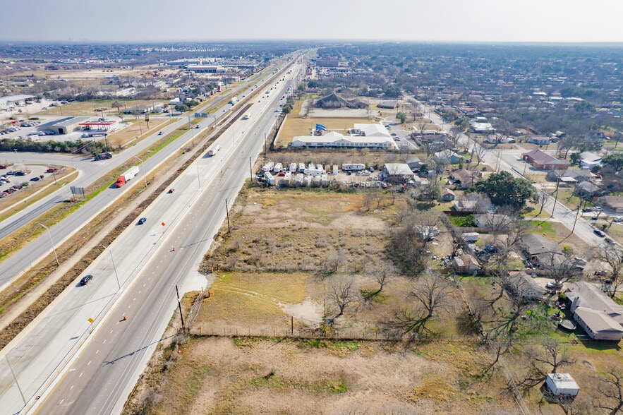 More Photos Of 1521 SE Loop 410, San Antonio Land For Sale