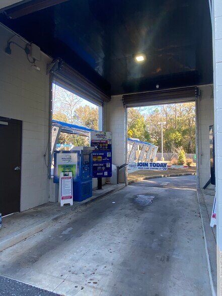 More Photos Of 2966 Saint Stephens Rd, Mobile Carwash For Sale