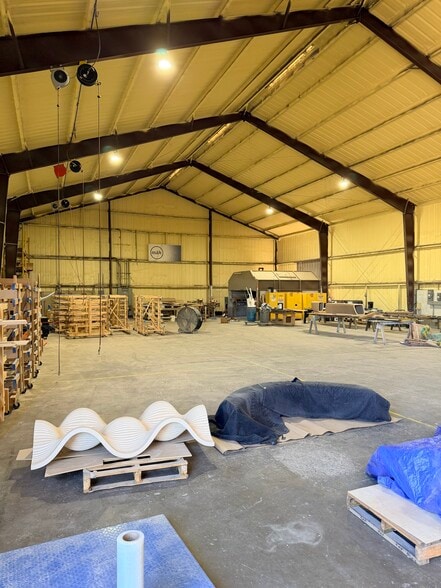 More Photos Of 305 Velasco, Houston Warehouse For Sale