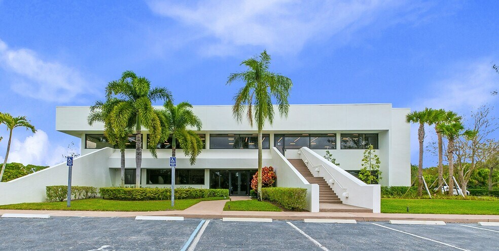 More Photos Of 100 Avenue of Champions, Palm Beach Gardens Office For Lease