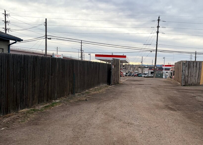 More Photos Of 1801 W Union Ave, Englewood Land For Sale