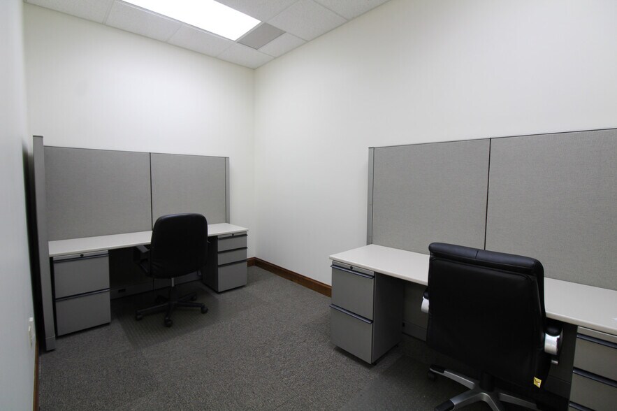 More Photos Of 917 3rd Ave, Huntington Storefront Retail Office For Lease