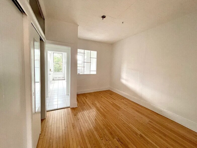 More Photos Of 664 Henry St, Brooklyn Apartments For Sale